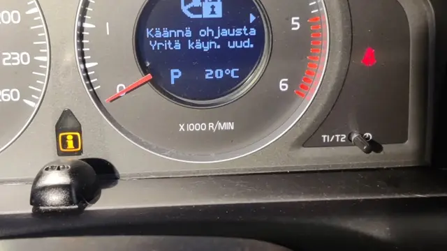 Volvo sähköisen rattilukon korjausohjelmointi / poisto